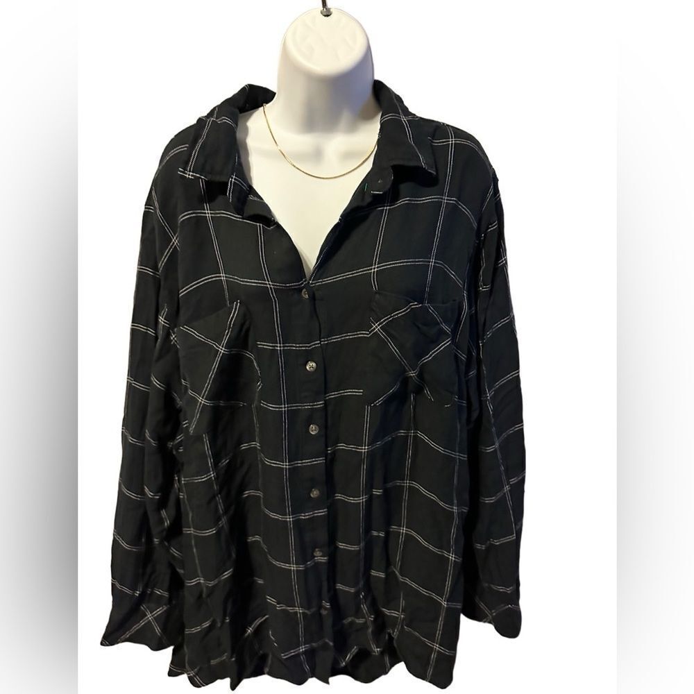 AVA & VIV Black Plaid Button Down Oversized Shirt – Women’s 3X